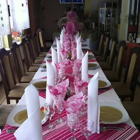 بيت ضيافة Pensiunea Sofia 3*